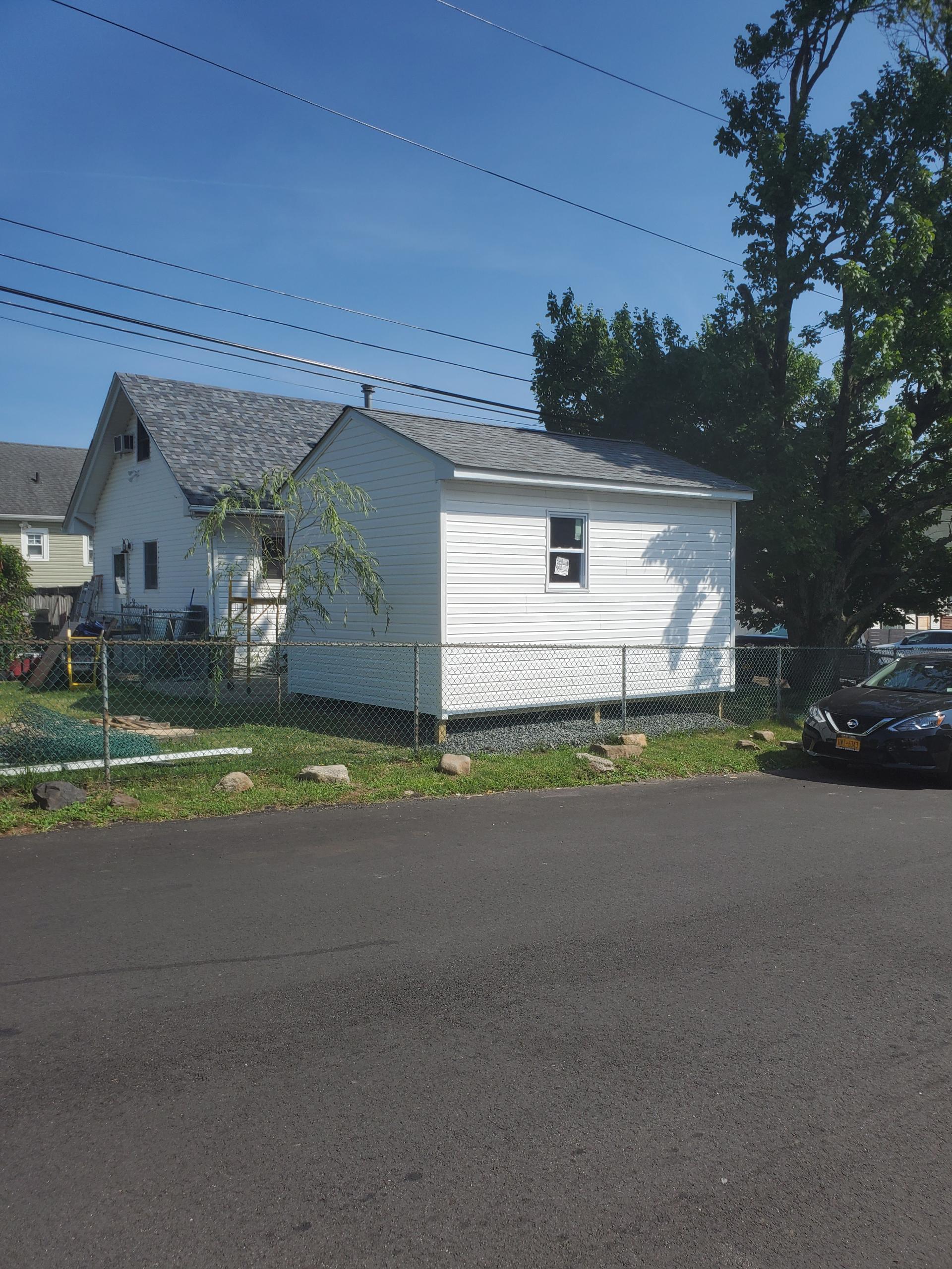 Bathroom remodeling by 5 Star Lopez Construction
